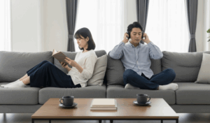 無関心な人は優しい?その心理と理由、本当の優しさとの違いを解説