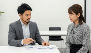 部下を好きになったら?職場でのリスクと賢い対処法を徹底解説