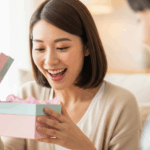 プレゼントを贈るのが好きな人の心理とは？特徴や上手な付き合い方を解説
